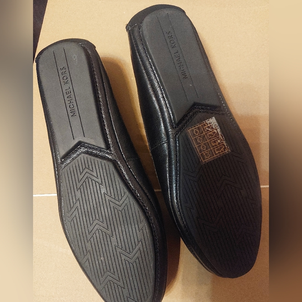 Michael Kors Leather Women's Black Flats Size - 5 - Picture 5 of 5